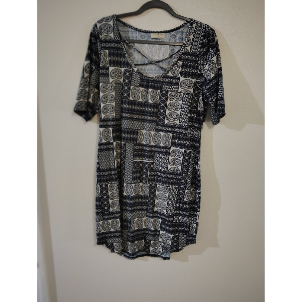 Bobbie Brooks XL Navy Blue White Paisley Patchwork Strappy T-Shirt Dress